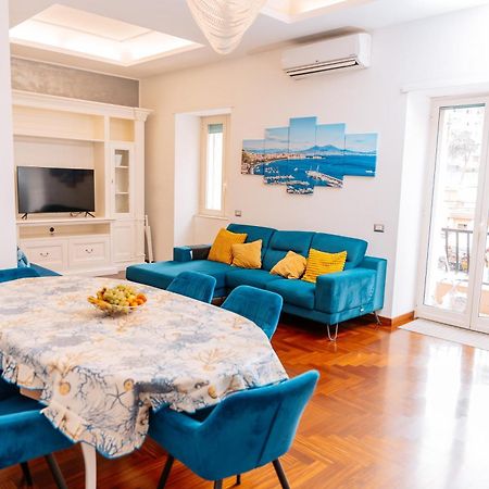 Holiday Home Mar Pacifico Napoli Bagian luar foto