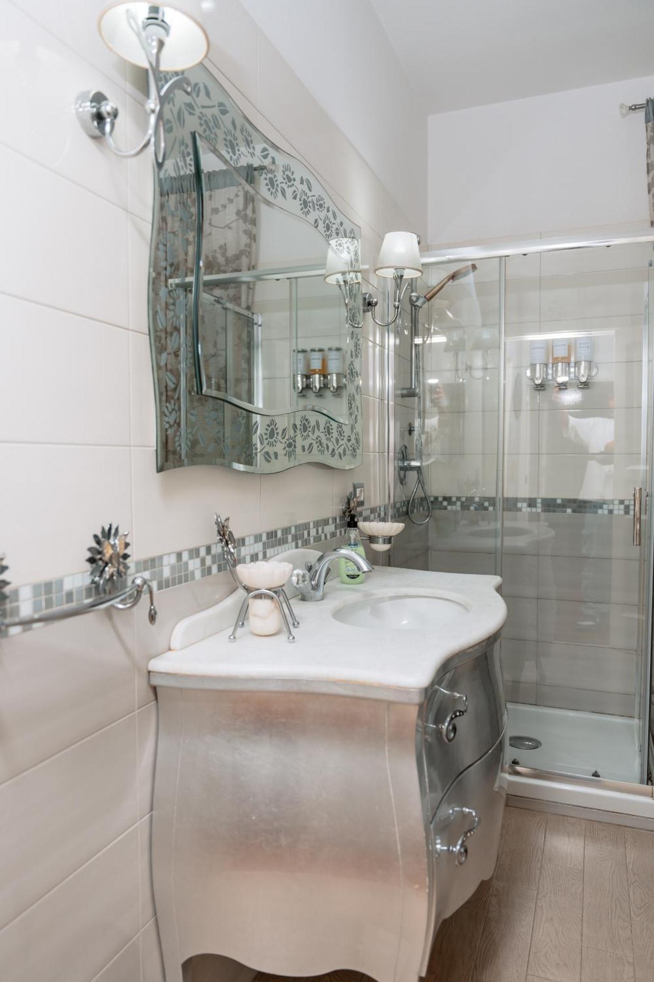 Holiday Home Mar Pacifico Napoli Bagian luar foto