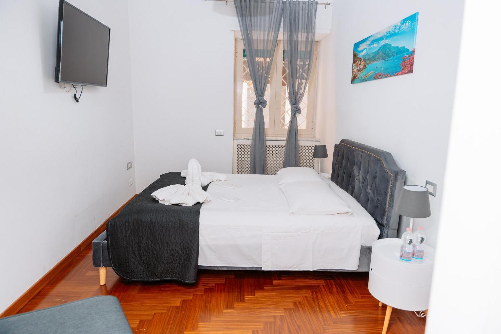 Holiday Home Mar Pacifico Napoli Bagian luar foto