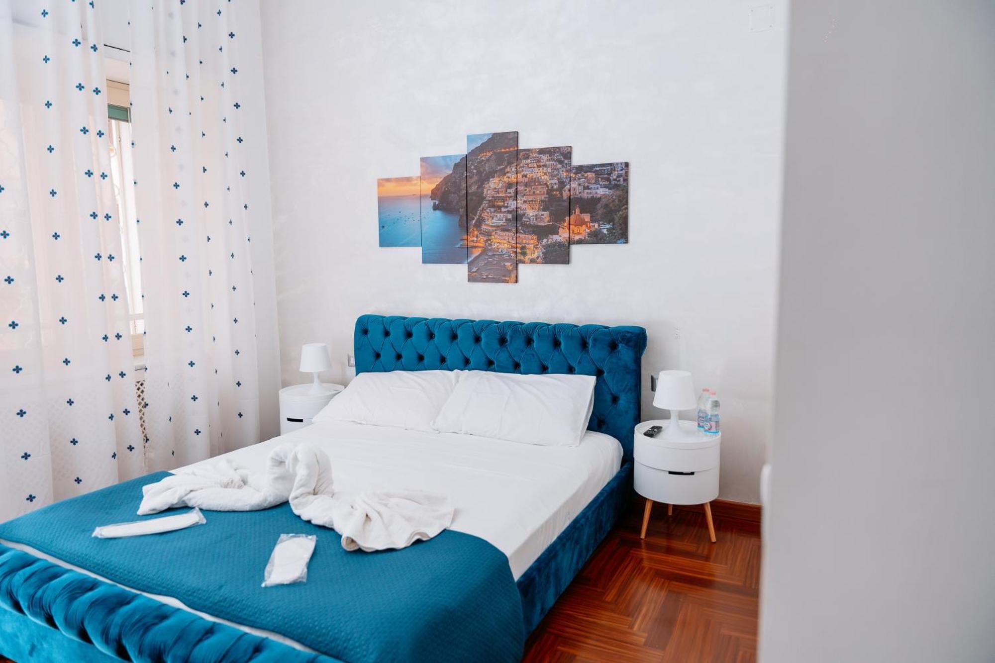Holiday Home Mar Pacifico Napoli Bagian luar foto